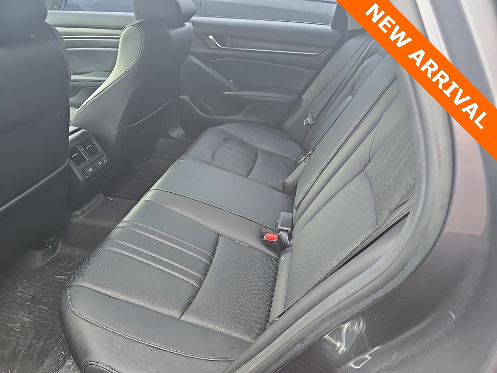 2021 Honda Accord Hybrid EX-L photo 9