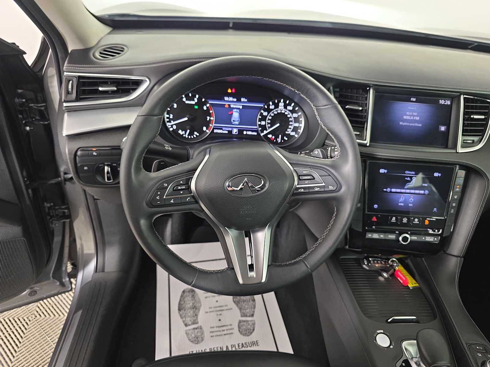 2020 Infiniti QX50 Luxe photo 11