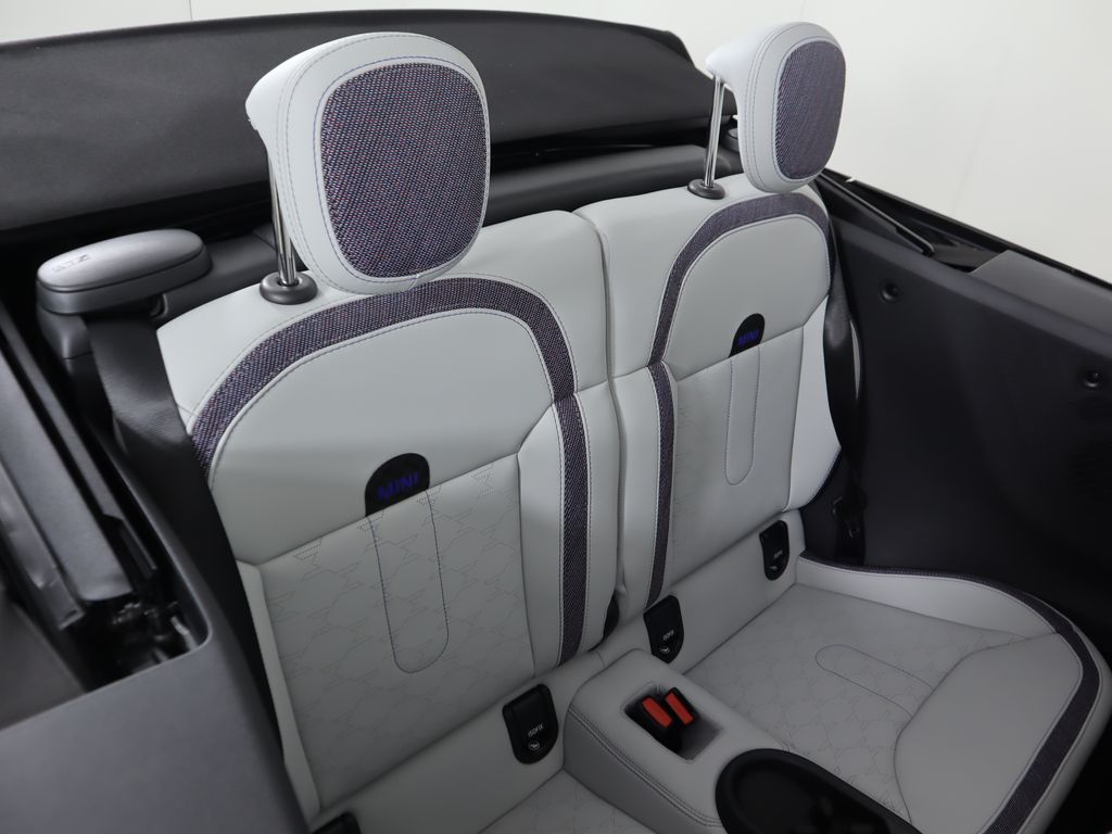 2026 Mini Cooper Convertible Signature photo 31
