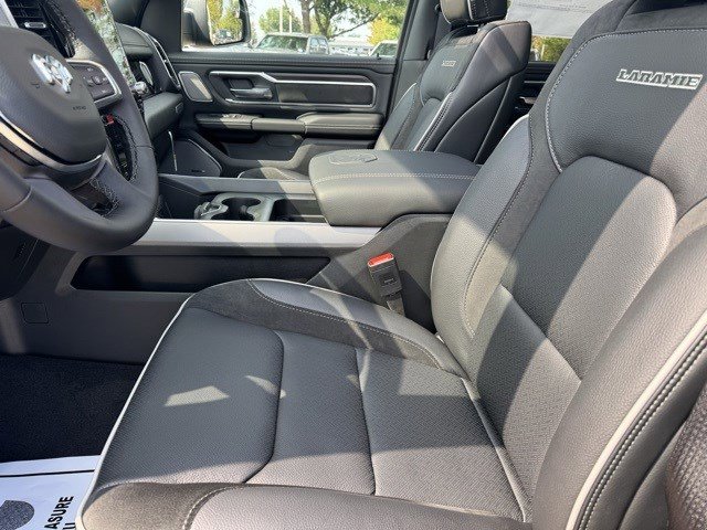 2026 Ram 1500 Laramie photo 7