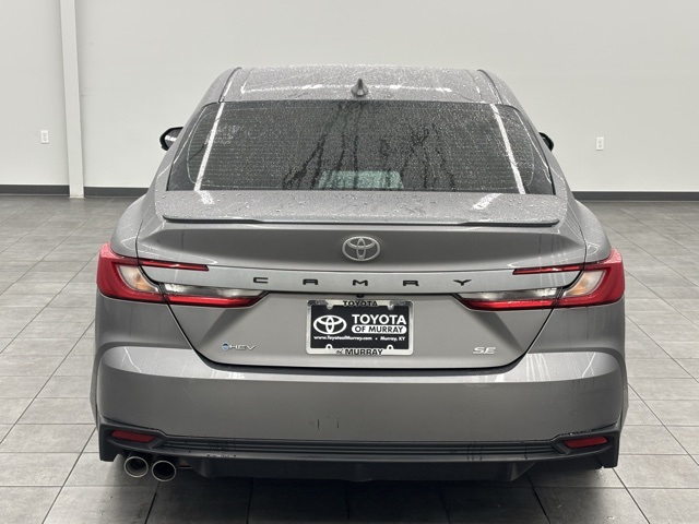 2025 Toyota Camry SE photo 3