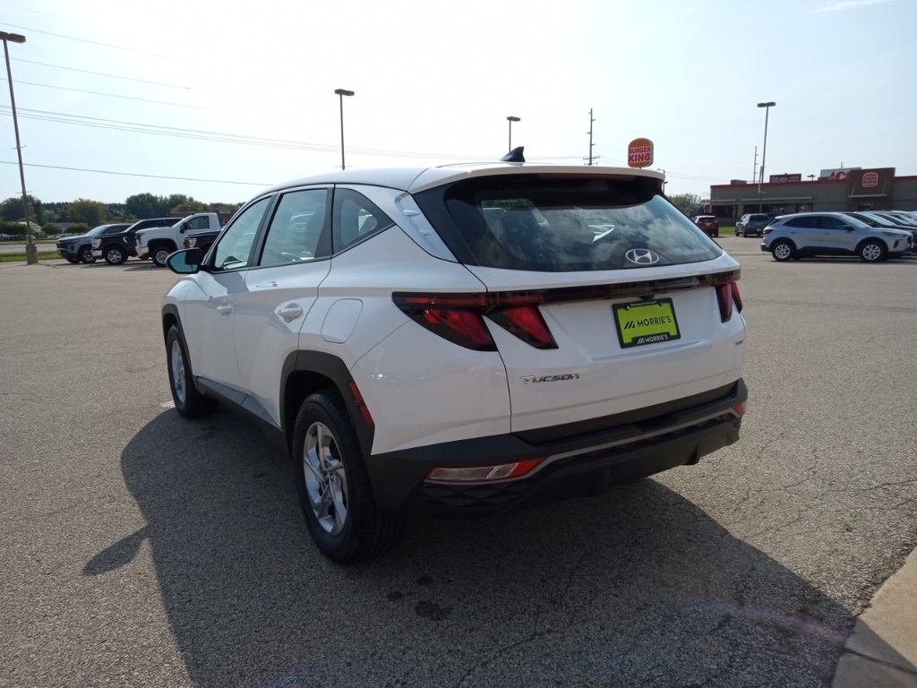 2023 Hyundai Tucson SE photo 8