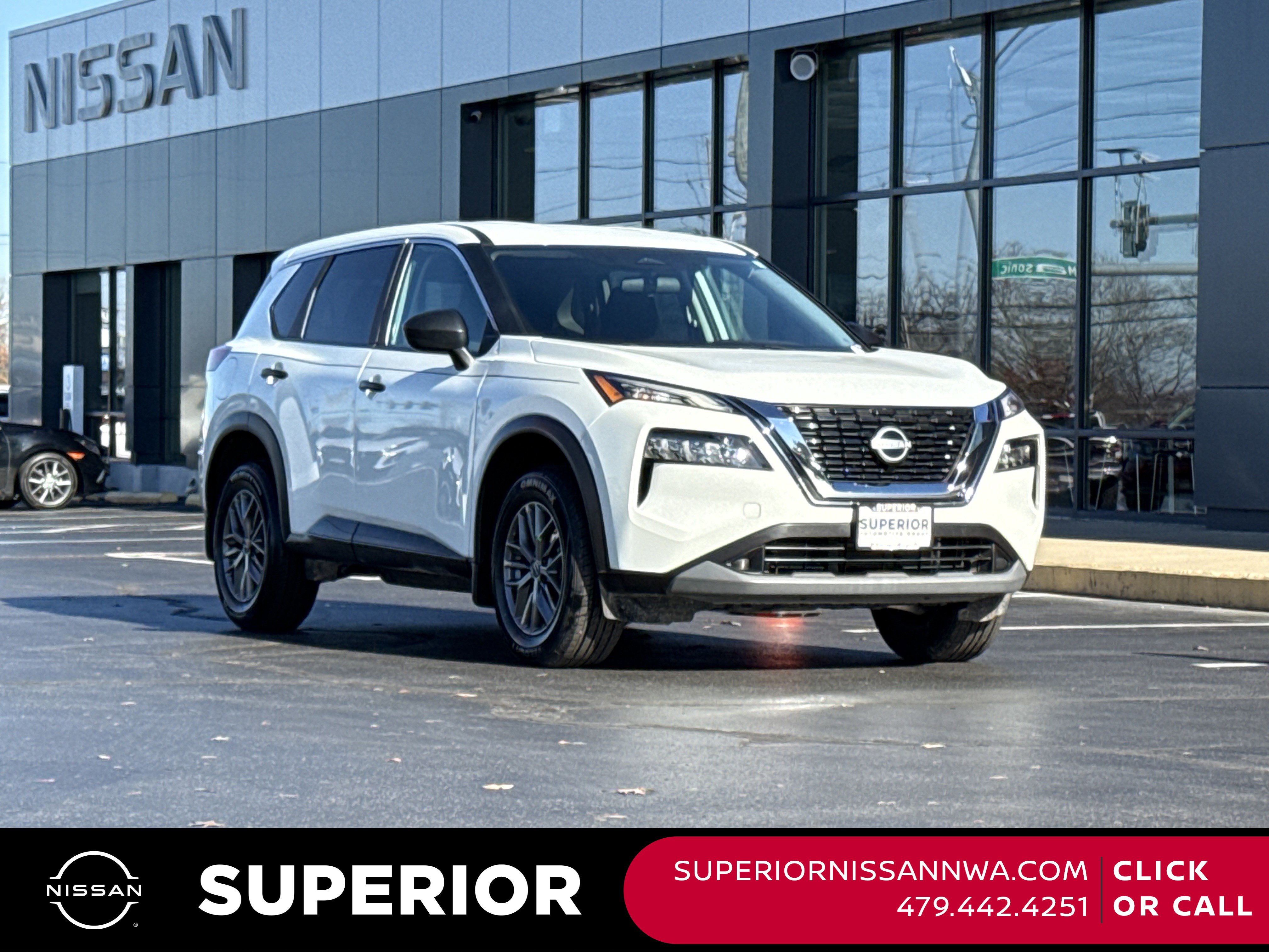 2023 Nissan Rogue S's photo