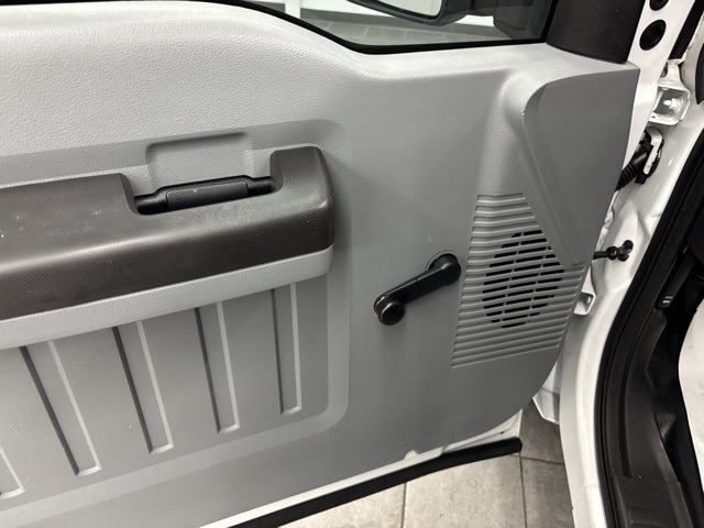 2015 Ford F-250 XL photo 9
