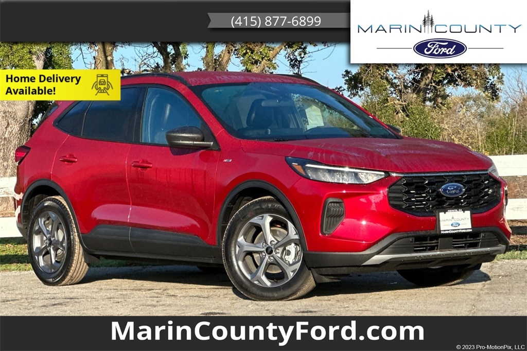 2025 Ford Escape ST-Line's photo