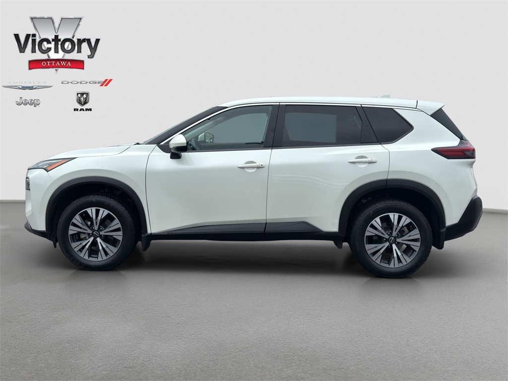 2023 Nissan Rogue SV photo 3