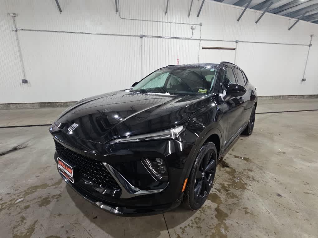 2025 Buick Envision Sport Touring photo 2