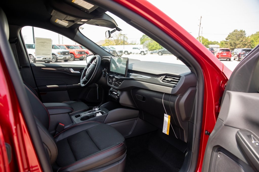 2025 Ford Escape ST-Line photo 22