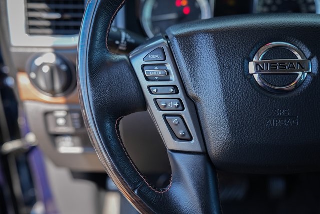 2018 Nissan Titan Platinum Reserve photo 17