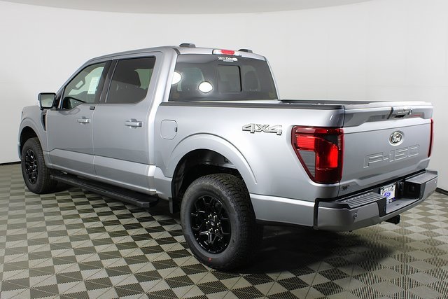 2025 Ford F-150 XLT photo 4