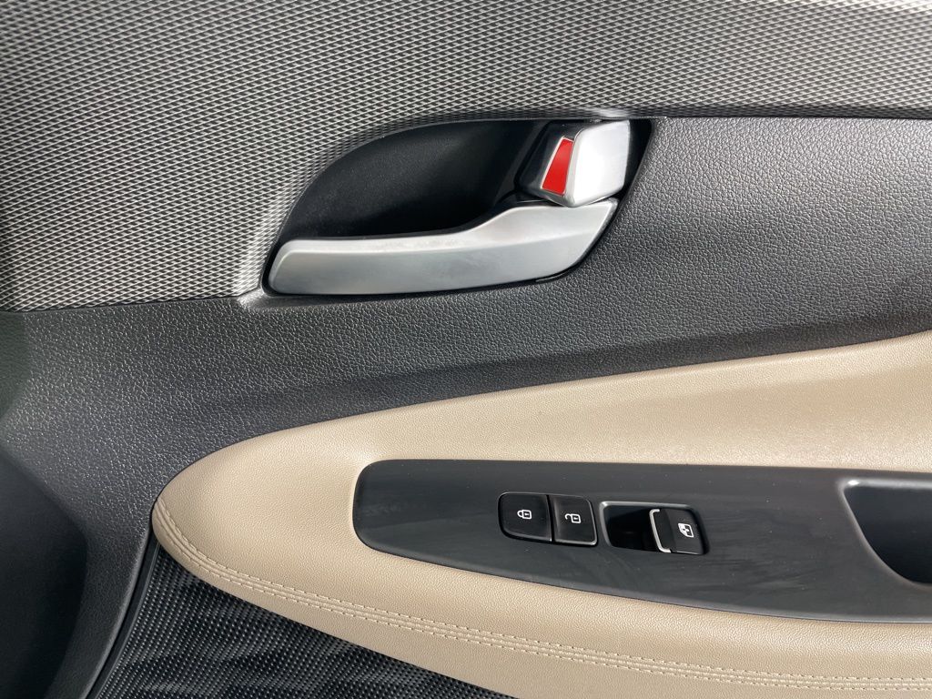 2020 Hyundai Santa Fe SEL photo 12