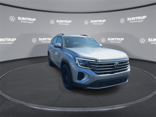 2025 Volkswagen Atlas SE Technology photo 2