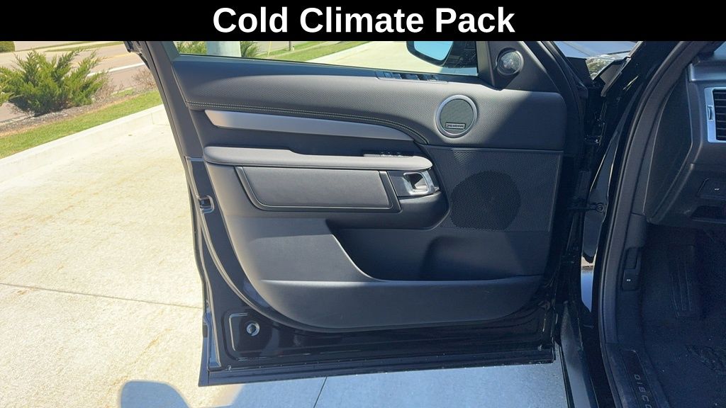 2024 Land Rover Discovery SE photo 15