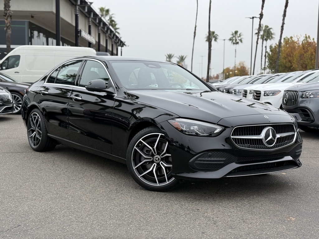 2025 Mercedes-Benz C-Class Se's photo