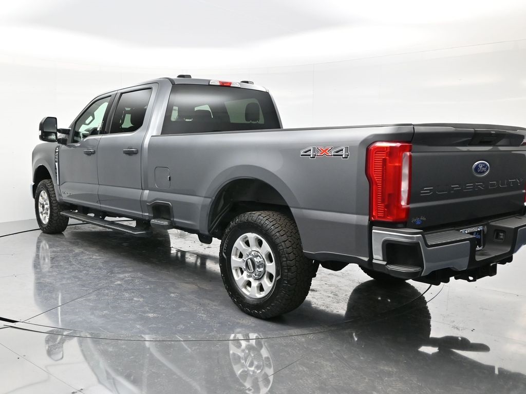 2024 Ford F-250 photo 7