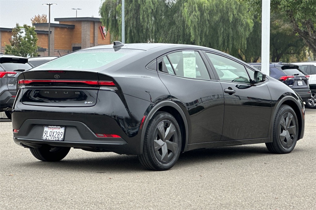 2024 Toyota Prius Limited photo 2