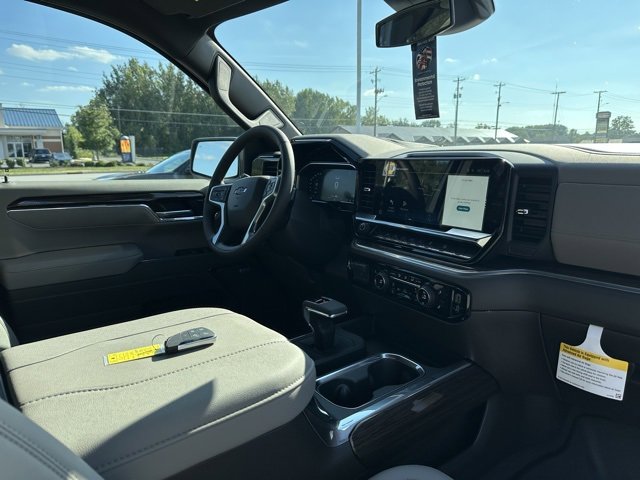 2026 Chevrolet Silverado 1500 LT Trail Boss photo 9