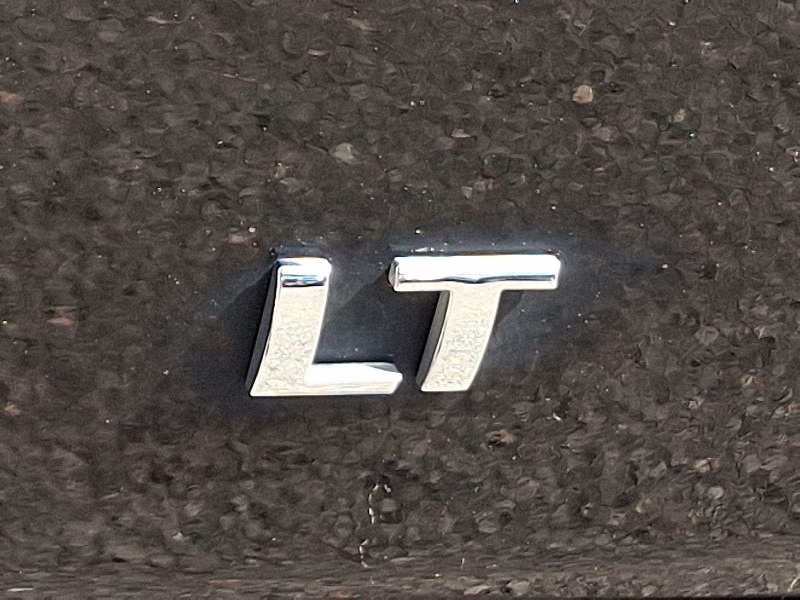 2023 Chevrolet Traverse Leather photo 30