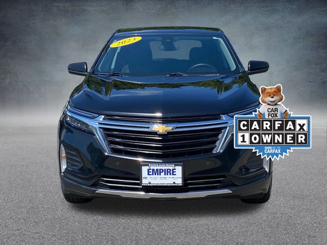 2023 Chevrolet Equinox LT photo 2