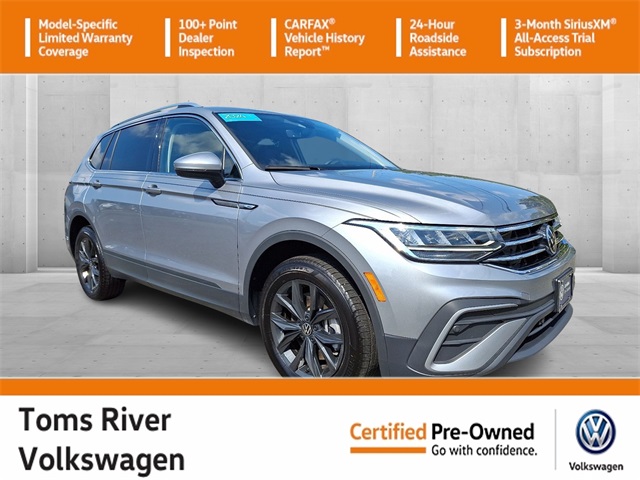 2024 Volkswagen Tiguan SE's photo