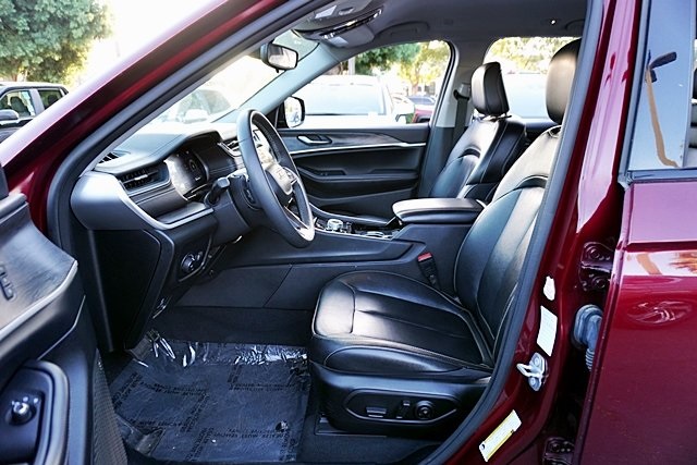 Used 2023 Red Jeep Limited image 13