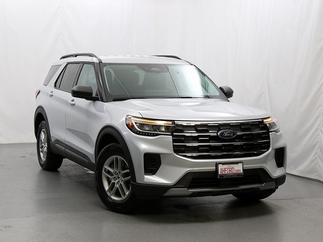 2026 Ford Explorer Active's photo