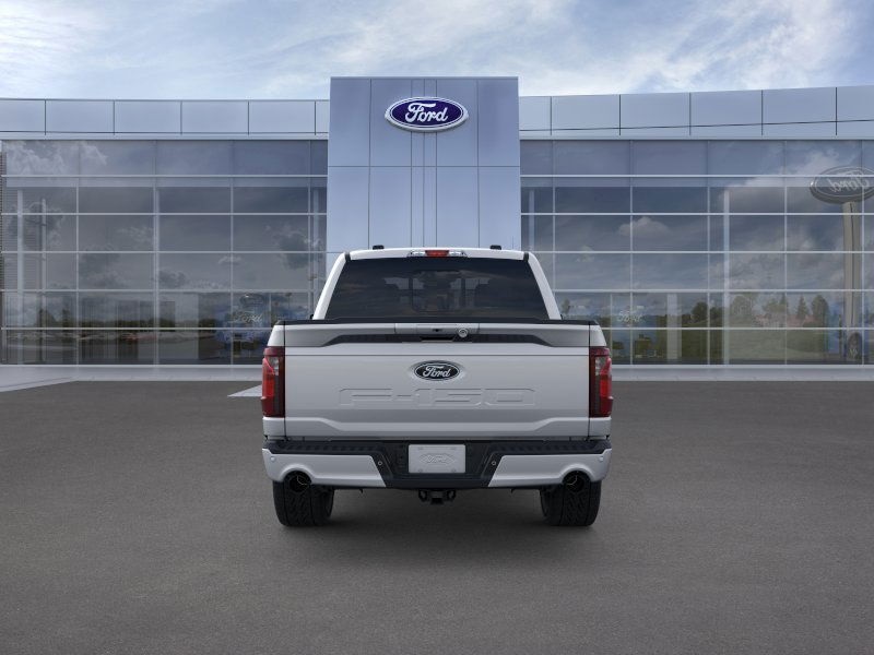 2025 Ford F-150 XLT photo 4