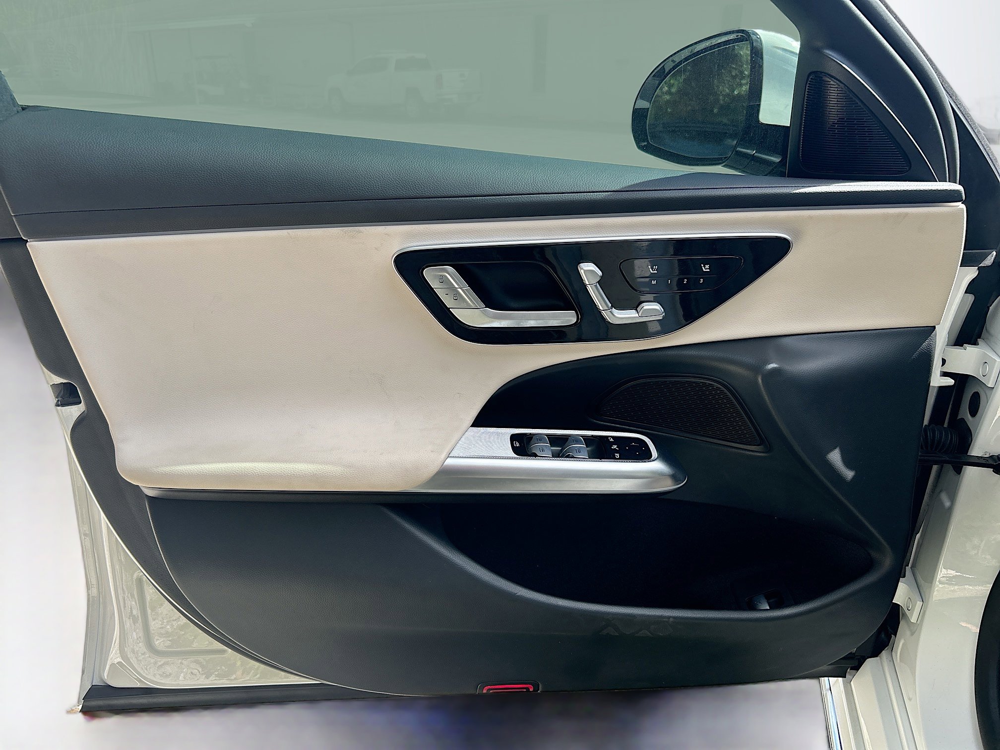 2025 Mercedes Benz E 350 photo 15
