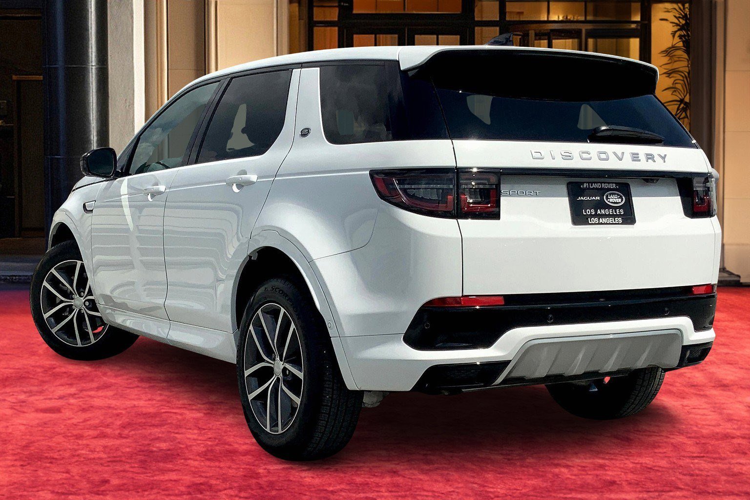 2024 Land Rover Discovery Sport S photo 10