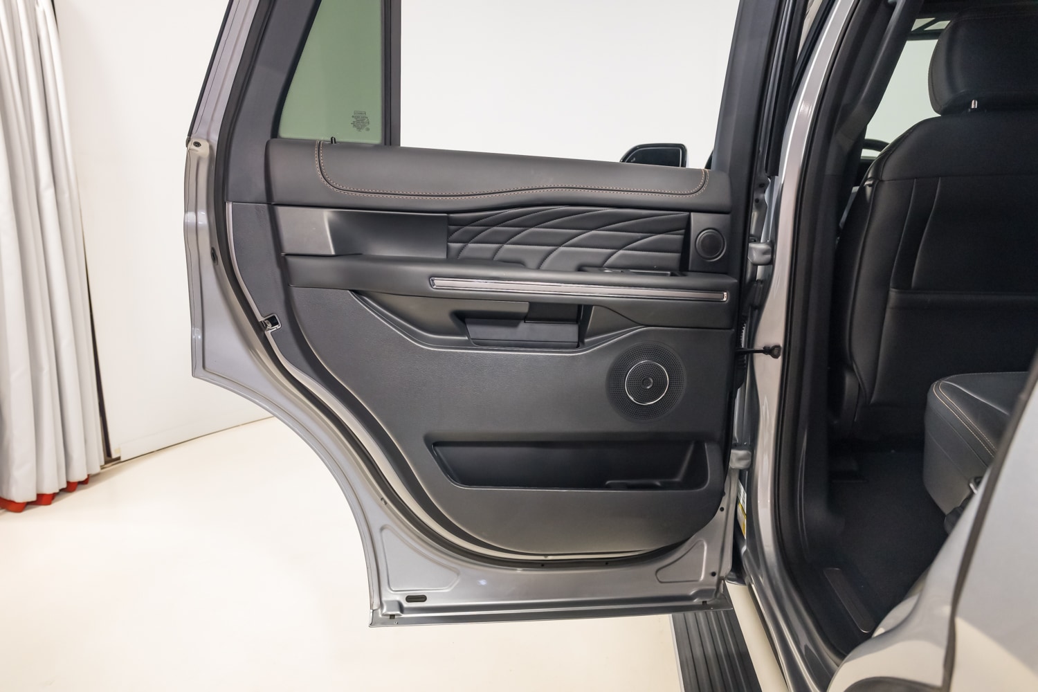 2024 Ford Expedition Platinum photo 20
