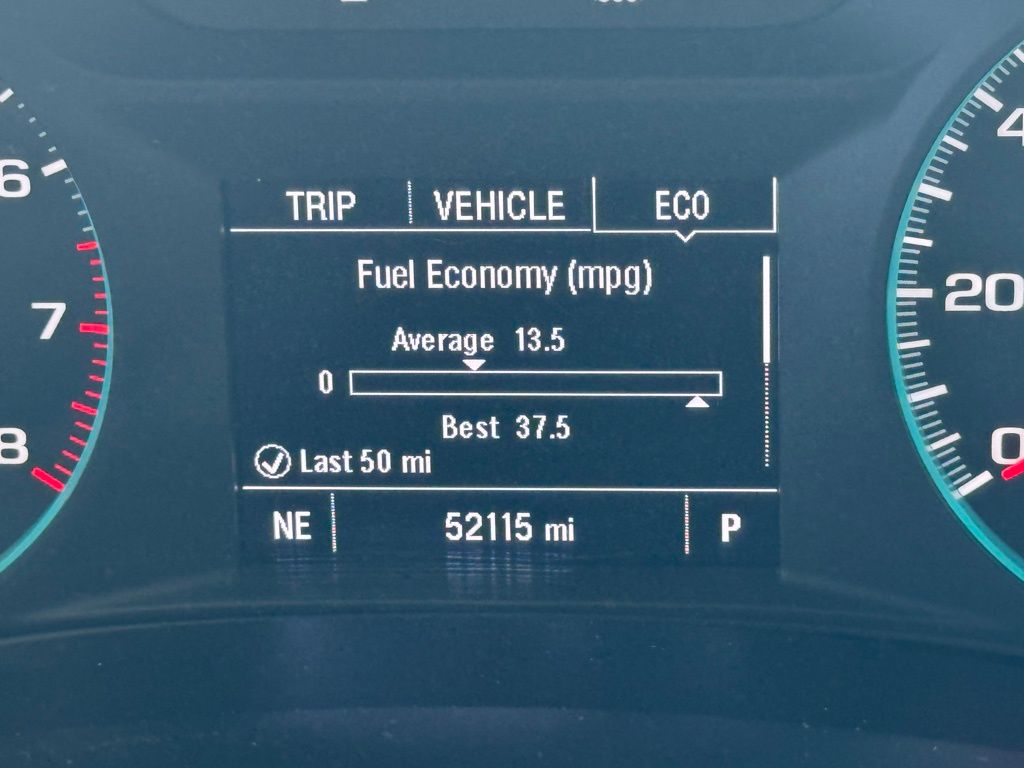 2024 Chevrolet Malibu 1LT photo 2