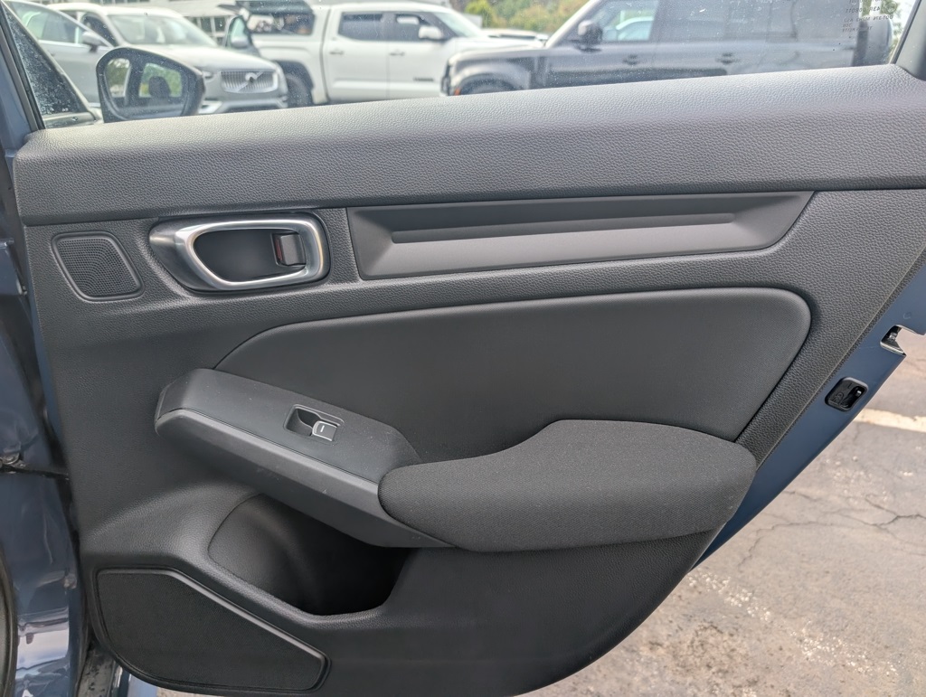 2025 Honda Civic Sport photo 19