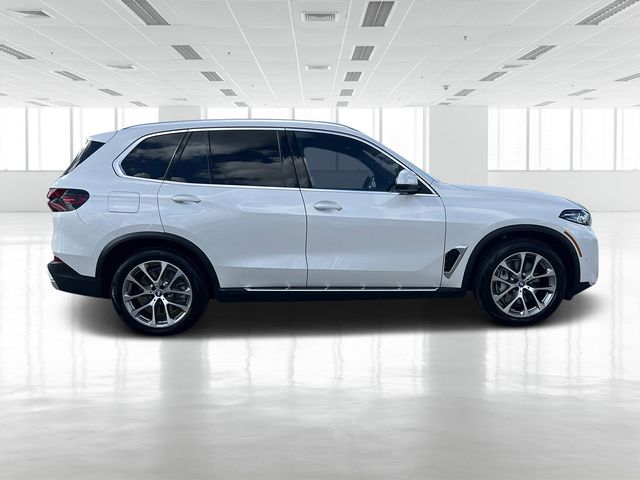 2025 Bmw X5 xDrive50e photo 3