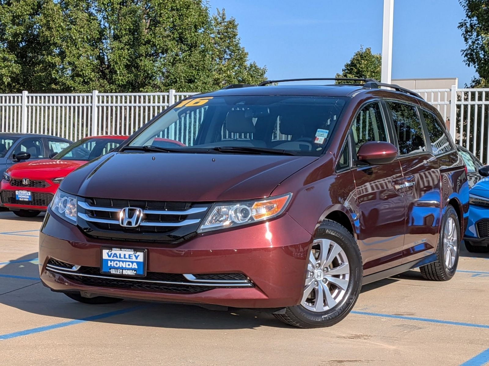 2016 Honda Odyssey EX-L photo 2