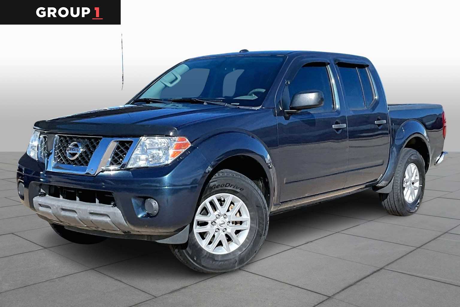 2017 Nissan Frontier SV's photo
