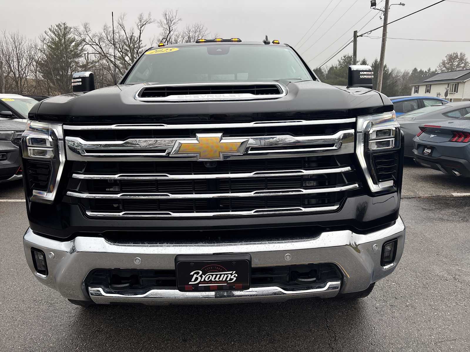 2025 Chevrolet Silverado 3500HD LTZ photo 2