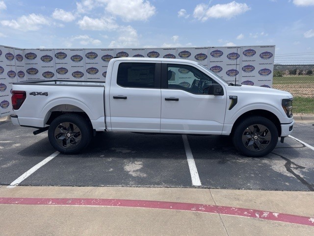 2025 Ford F-150 STX's photo