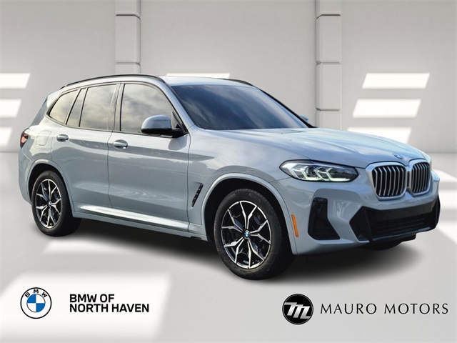2022 BMW X3 30i's photo