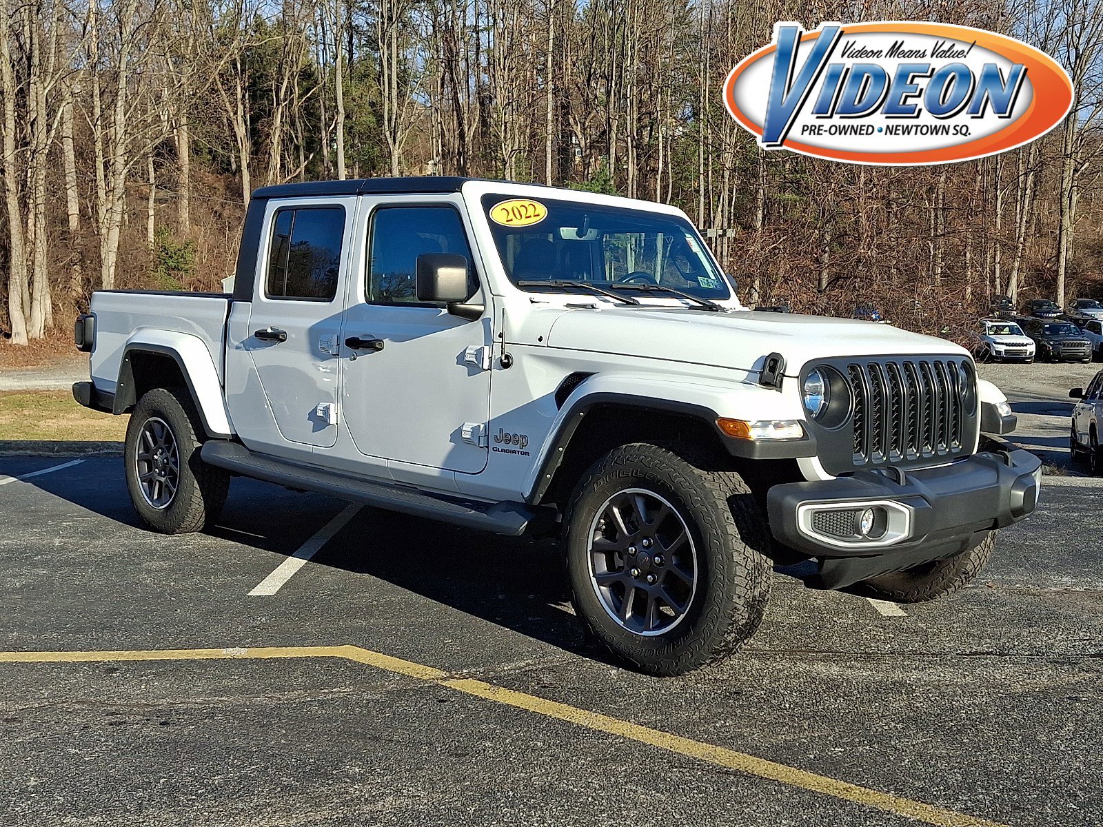 2022 Jeep Gladiator Overland's photo