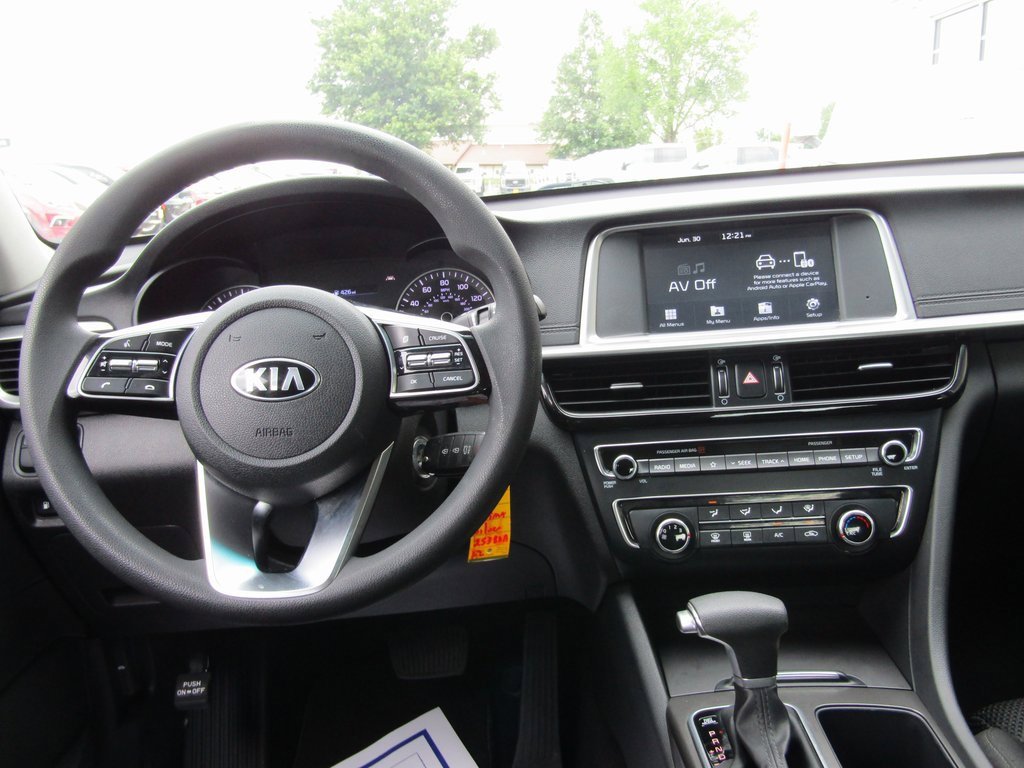2019 Kia Optima LX photo 6