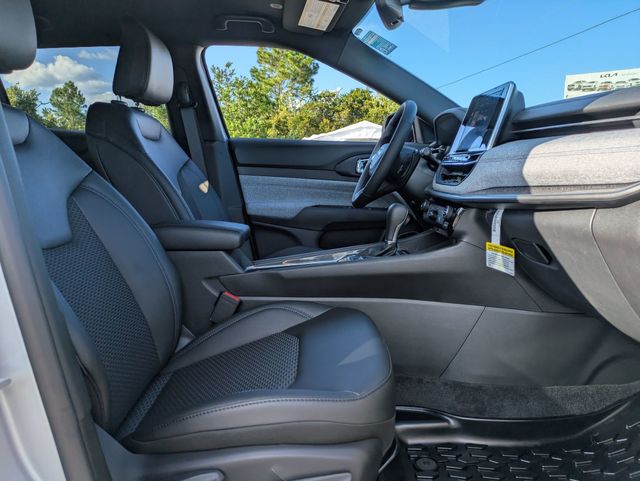 2025 Jeep Compass Latitude photo 26