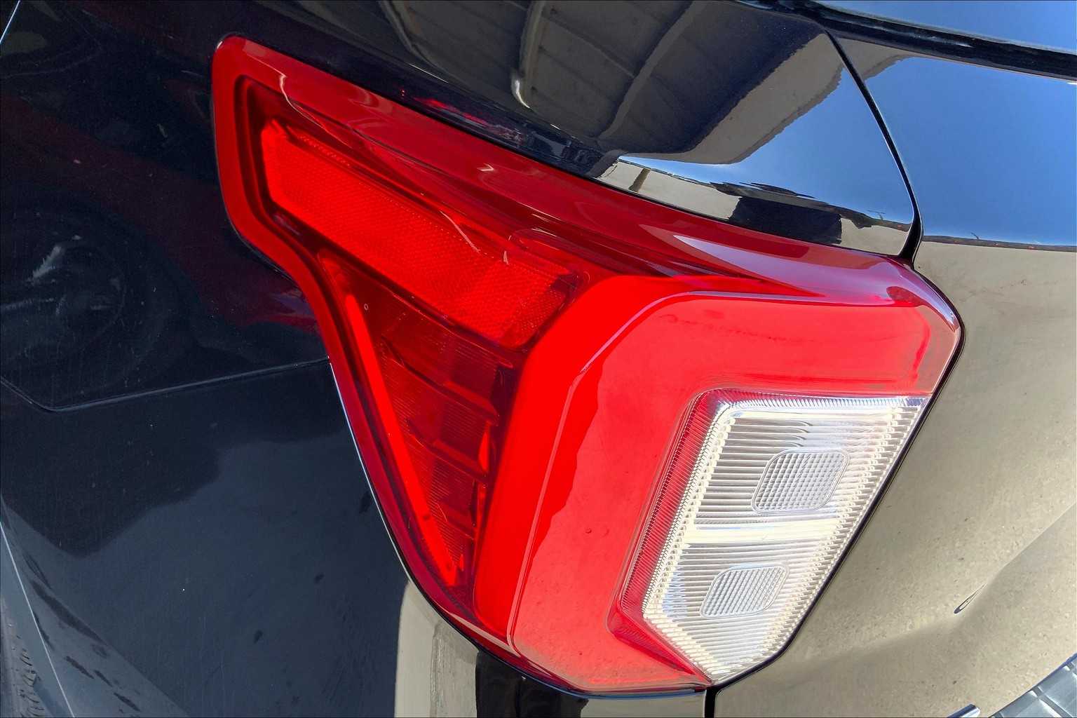2023 Ford Explorer Limited photo 26