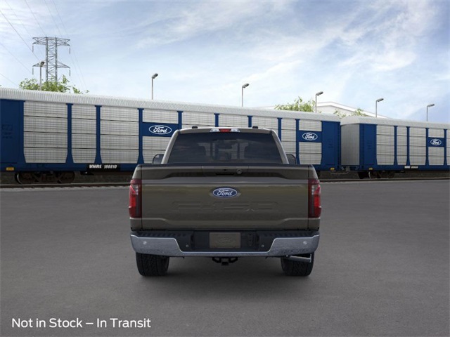 2025 Ford F-150 XLT photo 5