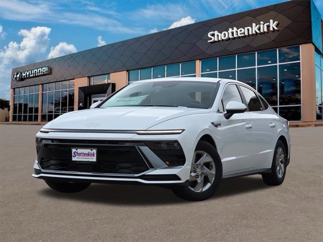 2025 Hyundai Sonata SE's photo