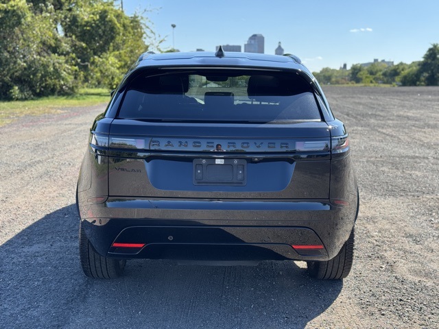 2024 Land Rover Range Rover Velar SE photo 4