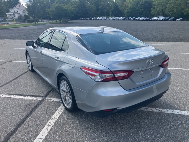 2020 Toyota Camry XLE photo 7