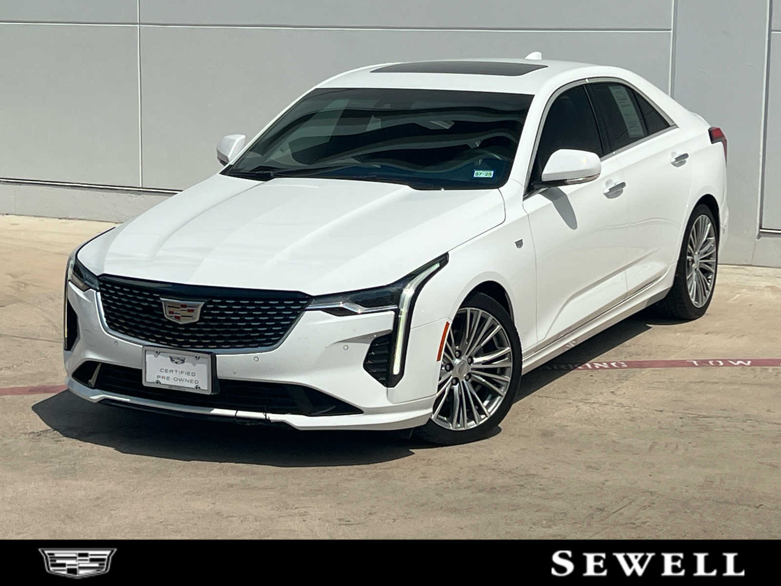 2022 Cadillac CT4 Premium Luxury's photo