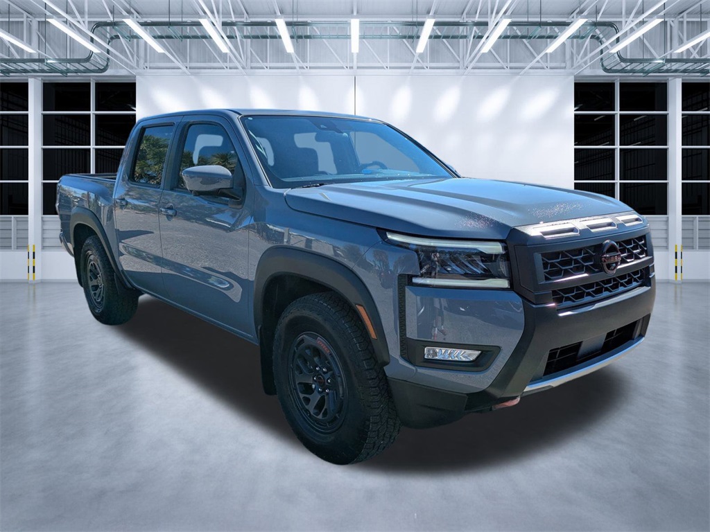 2026 Nissan Frontier PRO-X's photo
