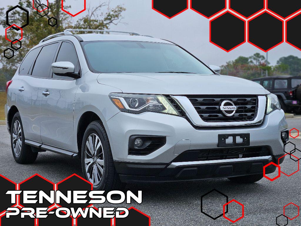 2020 Nissan Pathfinder SV
