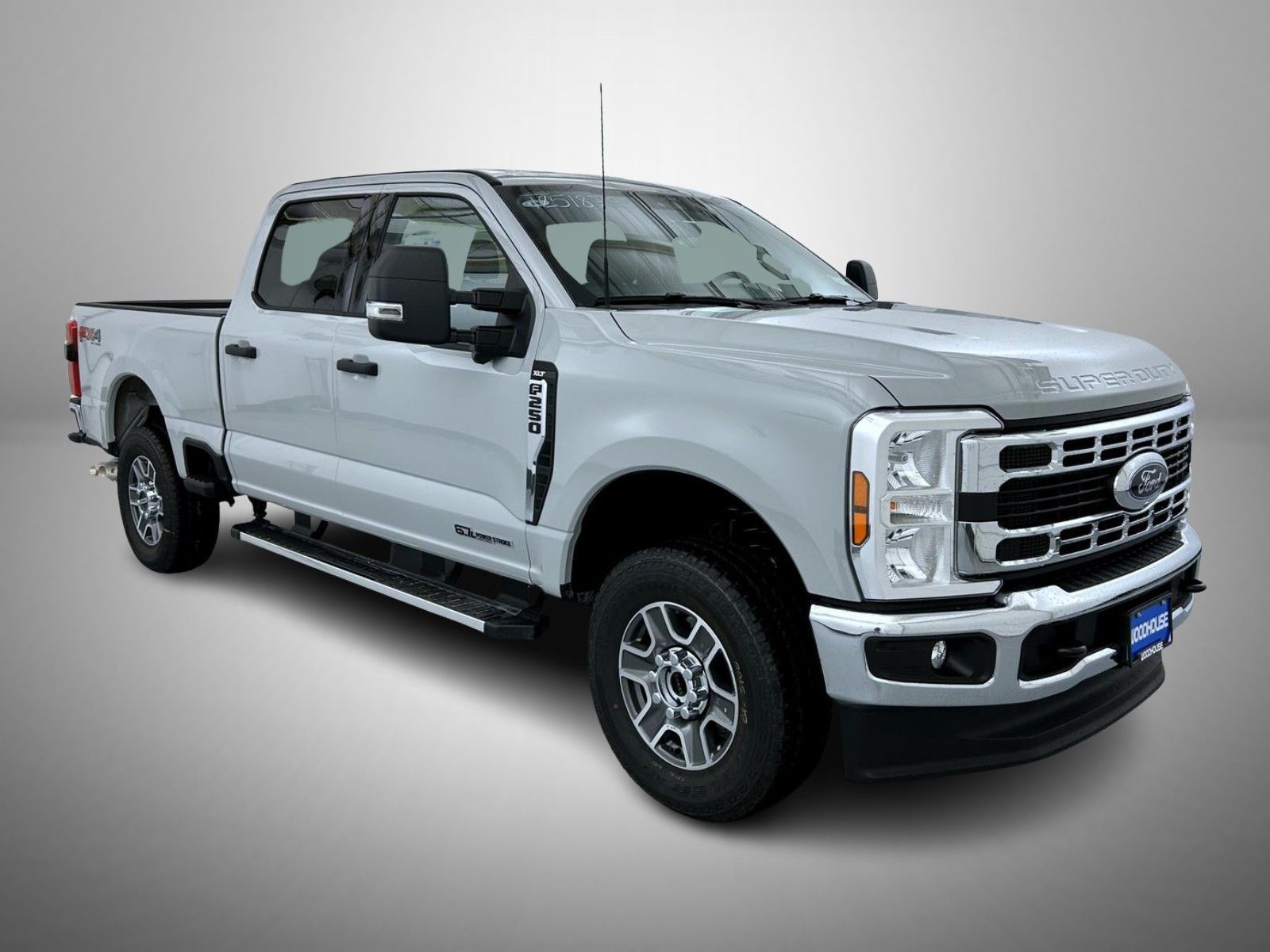 2025 Ford F-250 XLT photo 3